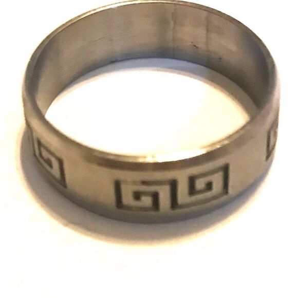 Men’s Stainless Steel Ring - Picture 1 of 3